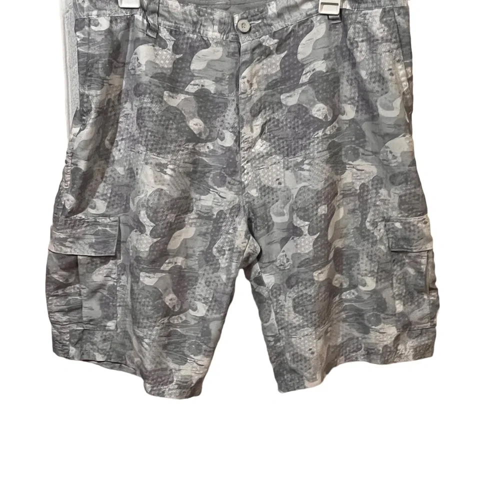SubCulture Gray Cargo Shorts Adult Size 36" x 11" Utility Pockets Camouflage - Picture 1 of 9